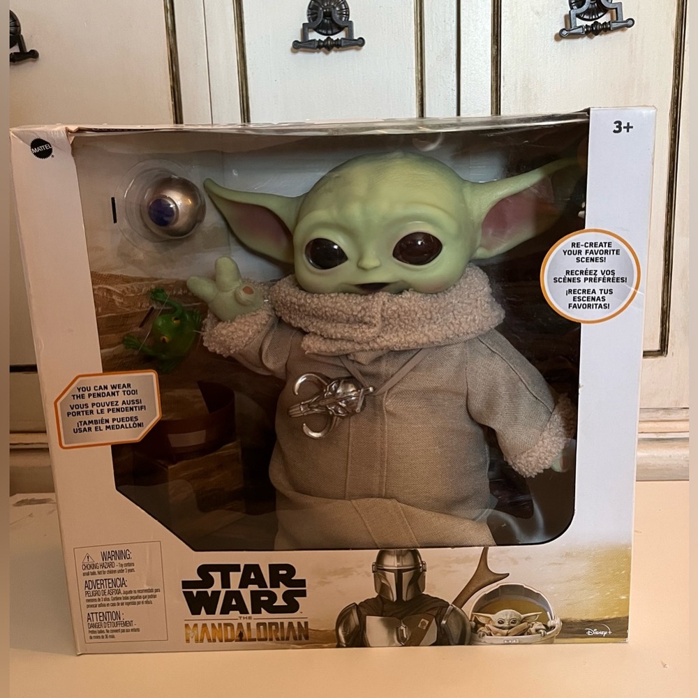 New Star Wars The Mandalorian 11-inch Grogu Plush
Adventure Bundle Yoda Mattel